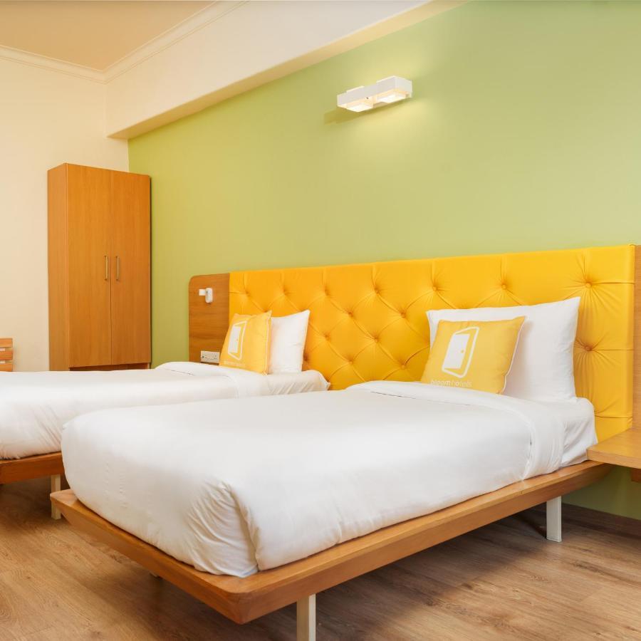 Bloom Hotel - Sector 62 Нойда Экстерьер фото